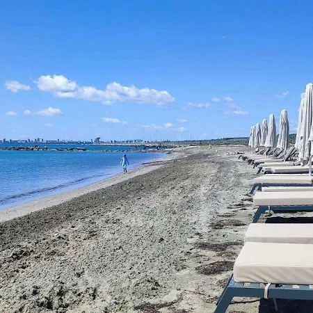 La Terrassa 7 * Μπουργκάς