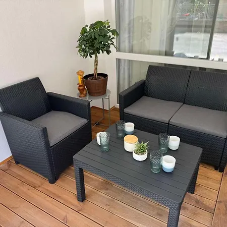 La Terrassa 7 *